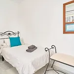 펜션 Townhouse Burriana