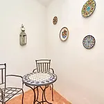 Townhouse Burriana * 네르하