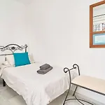 펜션 Townhouse Burriana